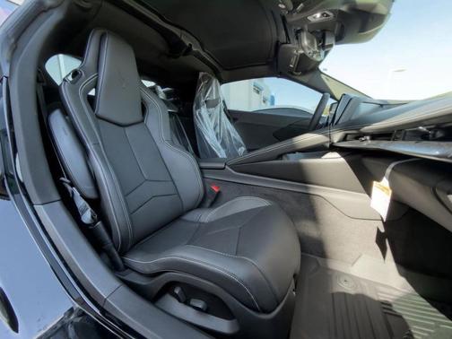 2026 Chevrolet Corvette Stingray w/1LT