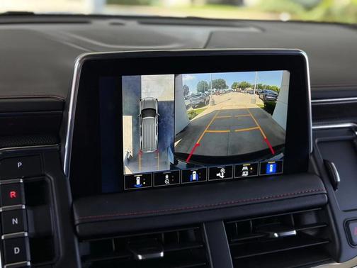2022 Chevrolet Tahoe 4WD RST