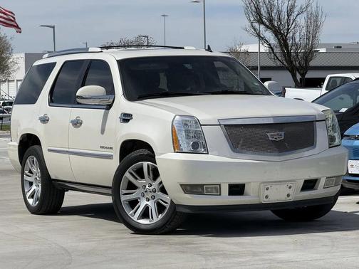 2011 Cadillac Escalade Premium