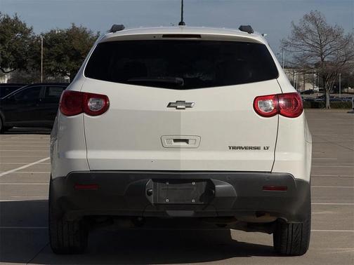 2011 Chevrolet Traverse LT