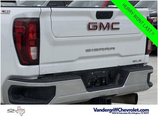 Summit White 2024 GMC Sierra 2500 SLE