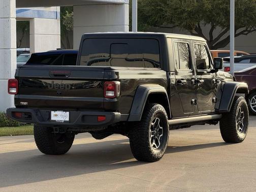 Black Clearcoat 2022 Jeep Gladiator Willys 4x4