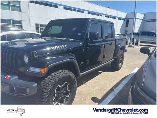 Black Clearcoat 2022 Jeep Gladiator Willys 4x4