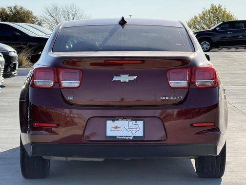 Butte Red Metallic 2016 Chevrolet Malibu Limited LT