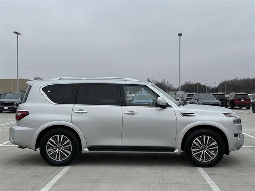 2024 Nissan Armada SL 2WD