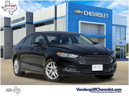 2016 Ford Fusion SE