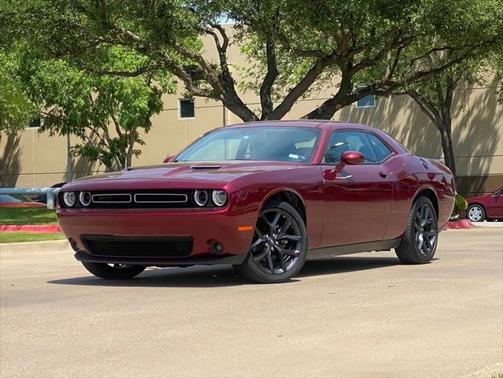 2022 Dodge Challenger SXT