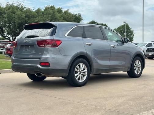 2019 Kia Sorento L