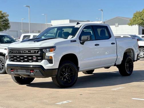 2024 Chevrolet Silverado 1500 Custom Trail Boss