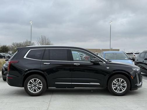 2024 Cadillac XT6 Luxury FWD