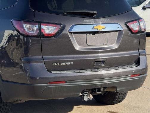 2017 Chevrolet Traverse LS