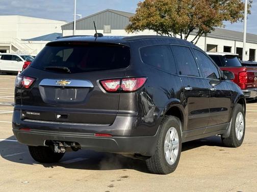 2017 Chevrolet Traverse LS