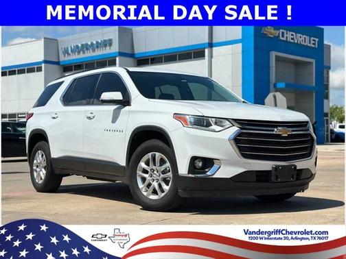 2021 Chevrolet Traverse LT Cloth