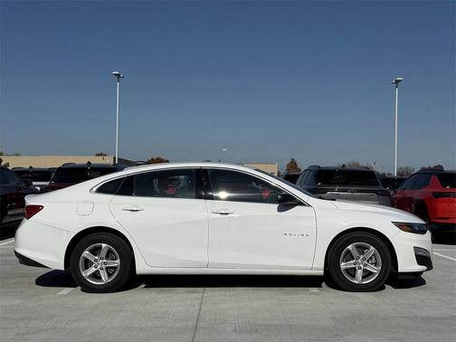 2022 Chevrolet Malibu 1LS