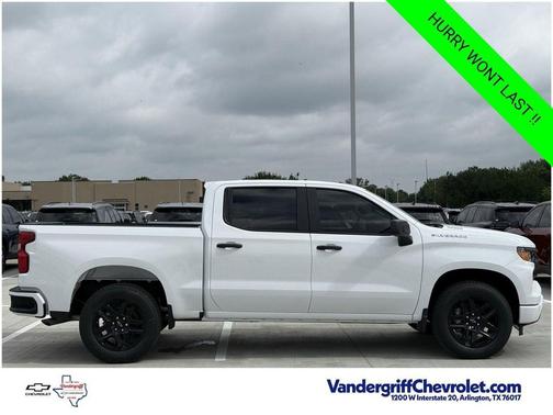 Summit White 2026 Chevrolet Silverado 1500 Custom