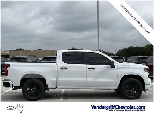 Summit White 2026 Chevrolet Silverado 1500 Custom