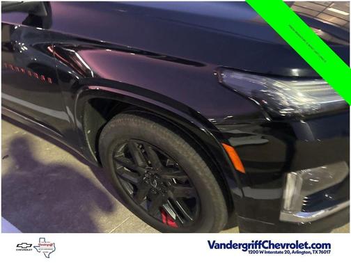 Mosaic Black Metallic 2023 Chevrolet Traverse Premier