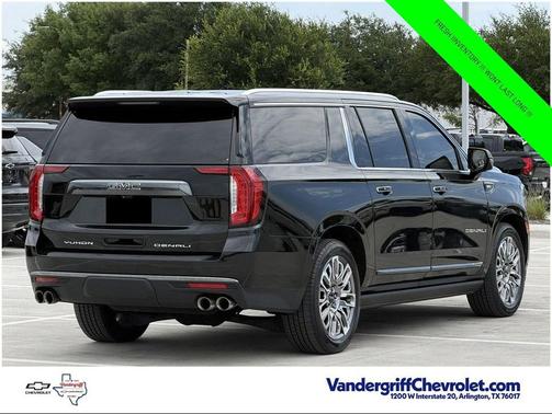 Onyx Black 2023 GMC Yukon XL Denali Ultimate
