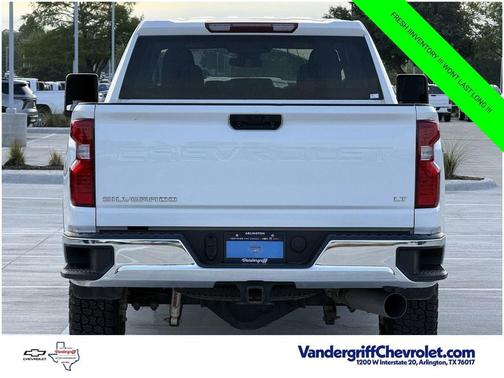 Summit White 2024 Chevrolet Silverado 2500 LT