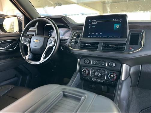 2024 Chevrolet Suburban LT