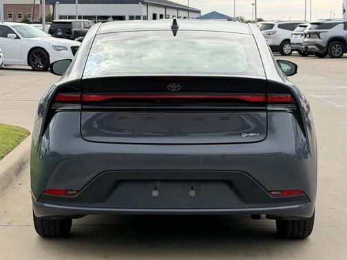 2024 Toyota Prius LE