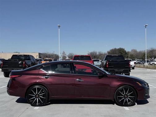 2024 Nissan Altima 2.5 SL