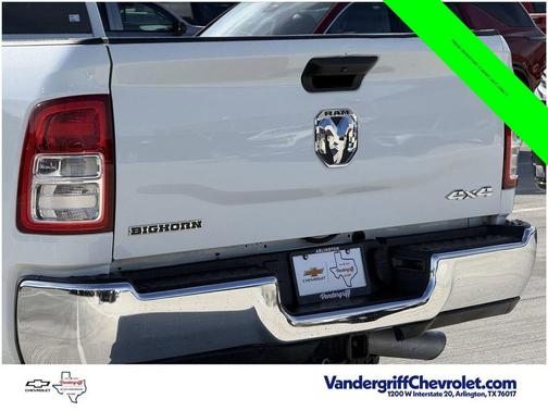 Bright White Clearcoat 2024 RAM 2500 Big Horn Crew Cab 4x4 6'4' Box