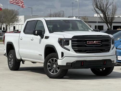 Summit White 2025 GMC Sierra 1500 AT4
