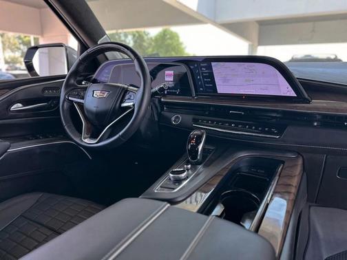 2023 Cadillac Escalade Sport Platinum
