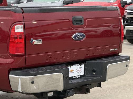 Ruby Red Metallic Tinted Clearcoat 2015 Ford F-250 XLT