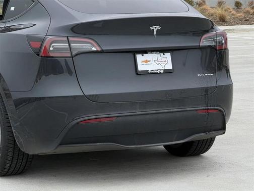 2024 Tesla Model Y Long Range Dual Motor All-Wheel Drive