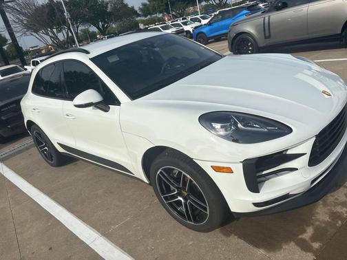 2020 Porsche Macan Macan