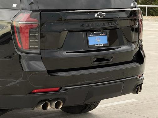 2025 Chevrolet Suburban 4WD Z71