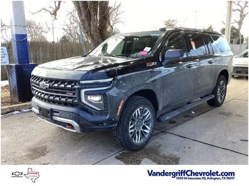 2025 Chevrolet Suburban 4WD Z71