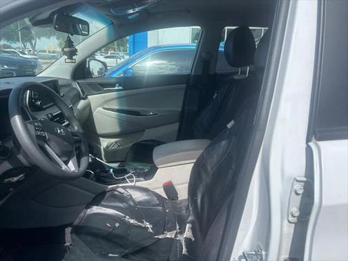 2020 Hyundai TUCSON SE