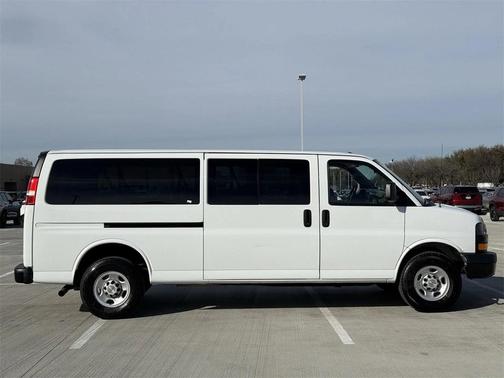 2023 Chevrolet Express 3500 RWD 3500 Extended Wheelbase LS
