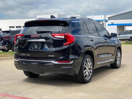 2023 GMC Terrain Denali