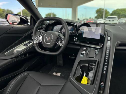 2025 Chevrolet Corvette Stingray w/1LT