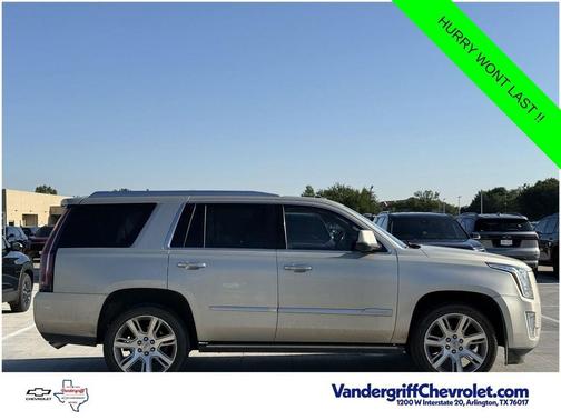 Silver Coast Metallic 2015 Cadillac Escalade Premium
