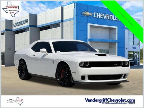 Ivory White Tri-Coat Pearl 2016 Dodge Challenger SRT Hellcat