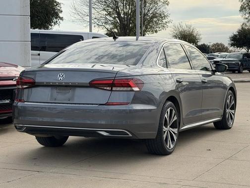 2021 Volkswagen Passat 2.0T SE