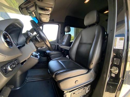 2020 Mercedes-Benz Sprinter 2500 Standard Roof