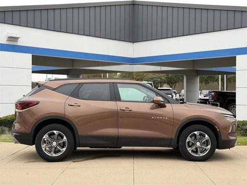 2024 Chevrolet Blazer 2LT