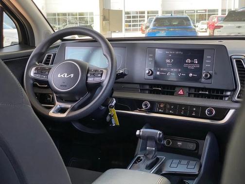 2024 Kia Sportage LX