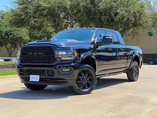 2023 RAM 2500 Limited Mega Cab 4x4 6'4' Box