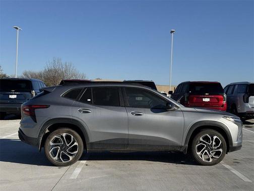 2025 Chevrolet Trax FWD 2RS