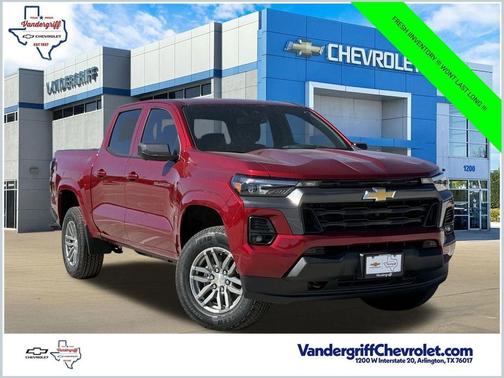 Radiant Red Tintcoat 2026 Chevrolet Colorado LT
