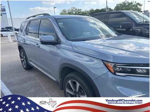 2023 Honda Pilot AWD Elite