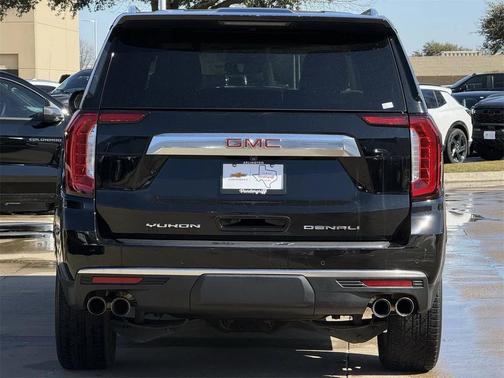 2022 GMC Yukon XL Denali