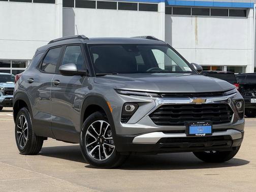 Sterling Gray Metallic 2025 Chevrolet Trailblazer LT